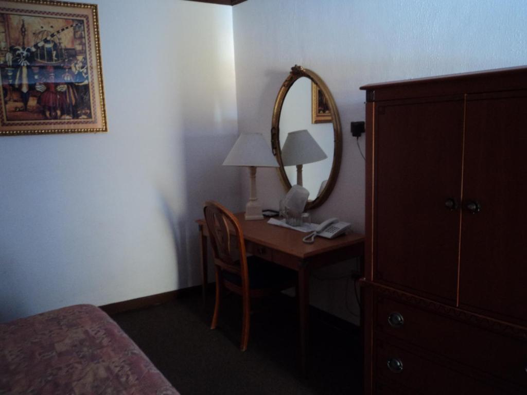 Hotel Monaco Ciudad Juarez Room photo